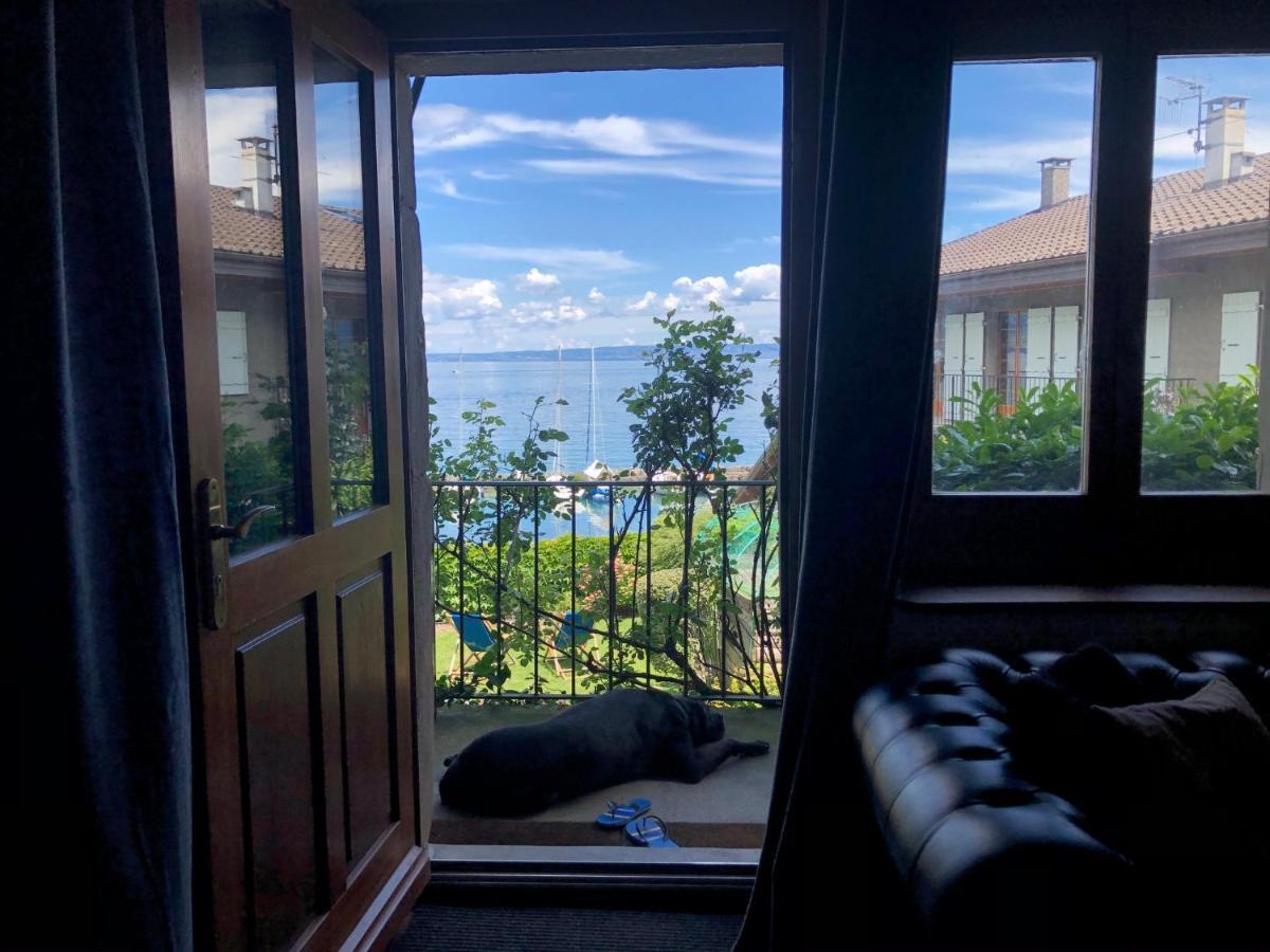 A Room With A View - Maisonnette Dans Bourg Medieval Au Bord Du Lac Leman Yvoire Exterior foto